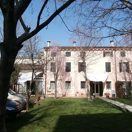 Bed And Breakfast Villa Franca Виллафранка-ди-Верона Номер фото